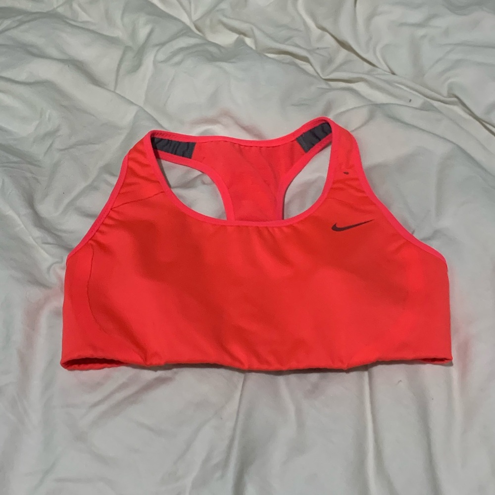 Nike Dri-Fit Sports Bra - Salmon